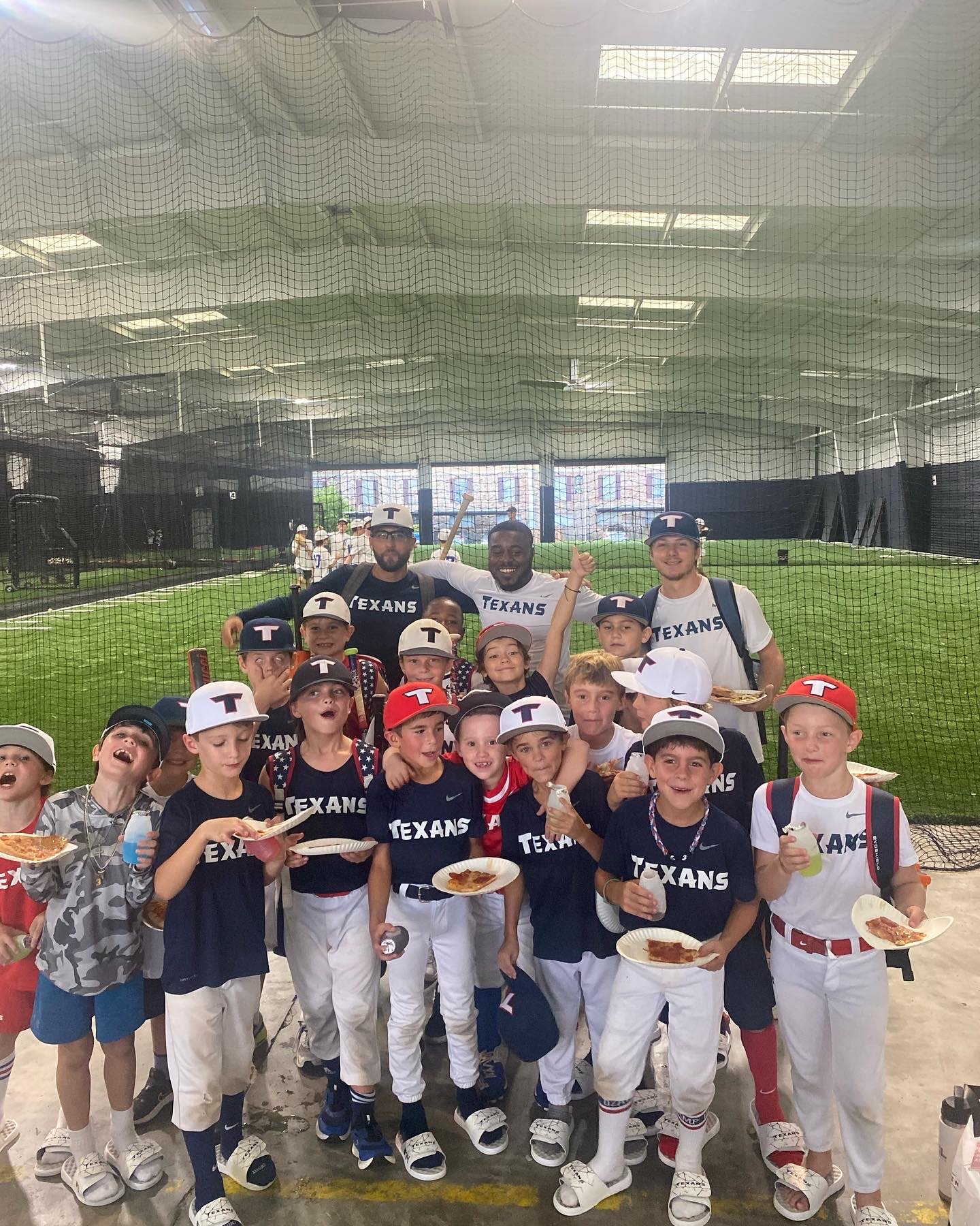 FEA24FC3-D425-4006-BA02-18737E8127EC